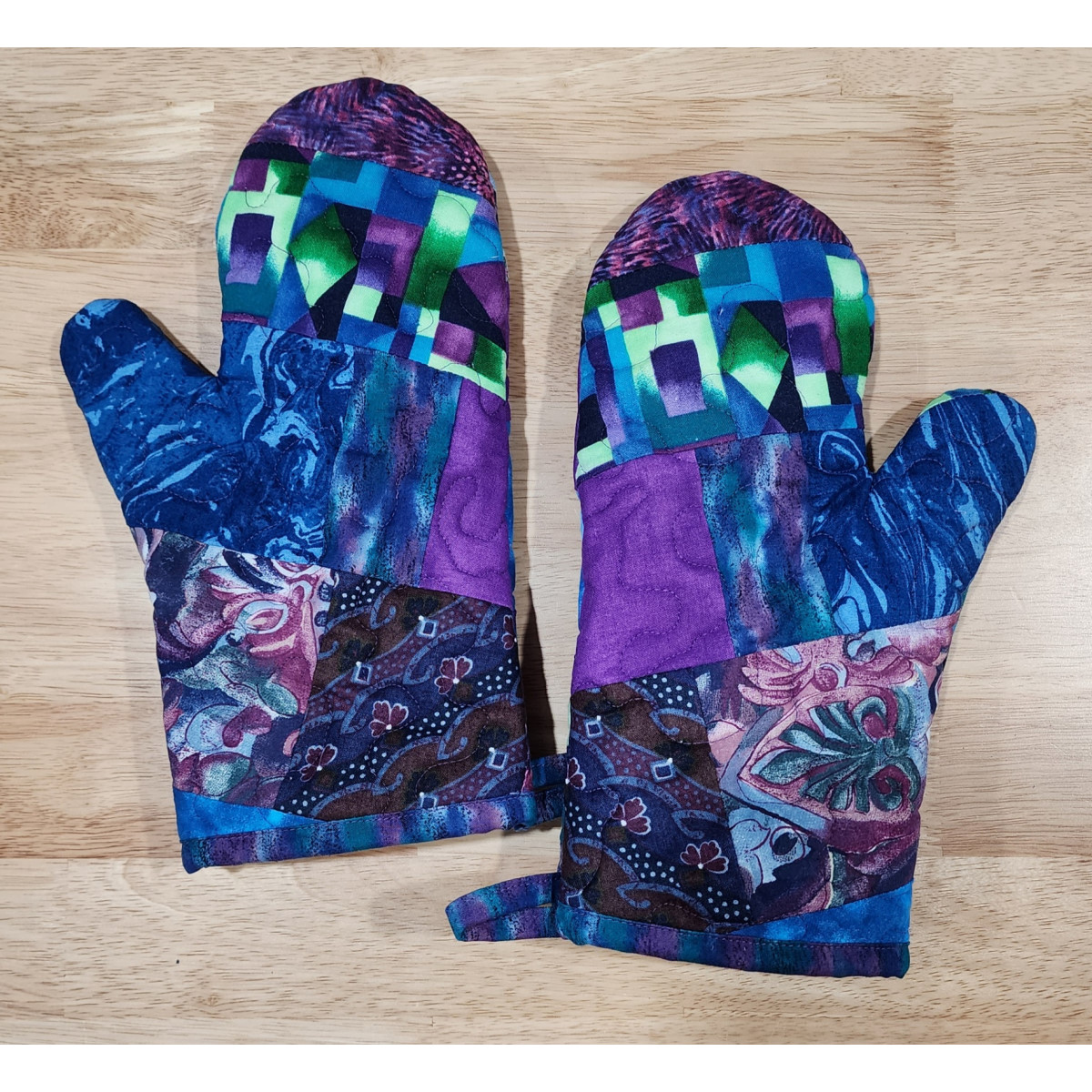 Psychedelic Purple Quilted Oven Mitts