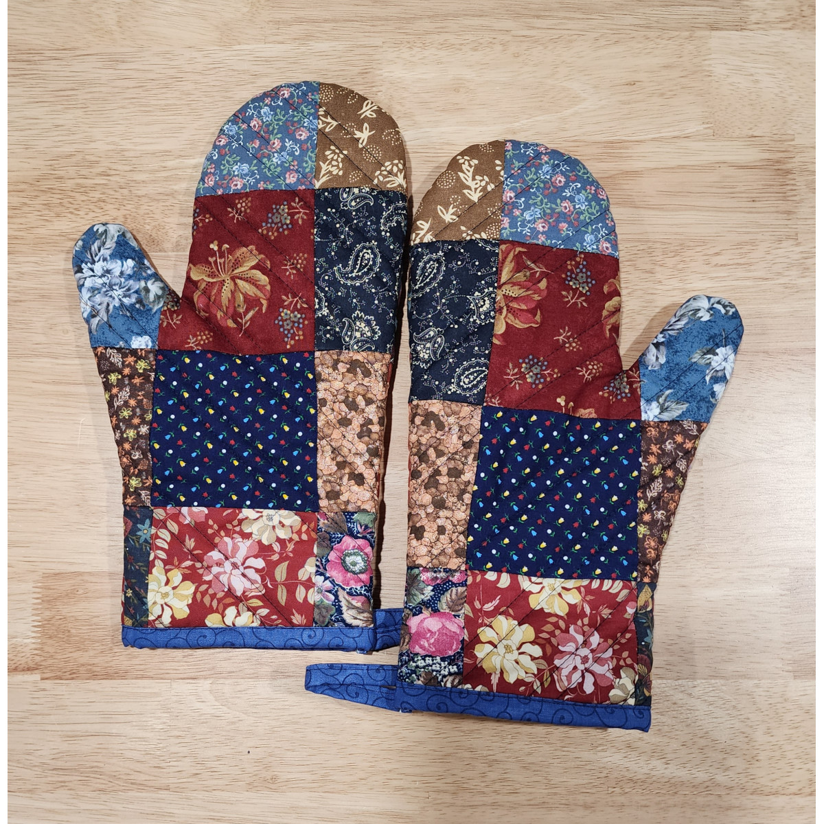 Patchwork Quilted Oven Mitts