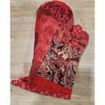 Red Paisley Patchwork Quilted Oven Mitts